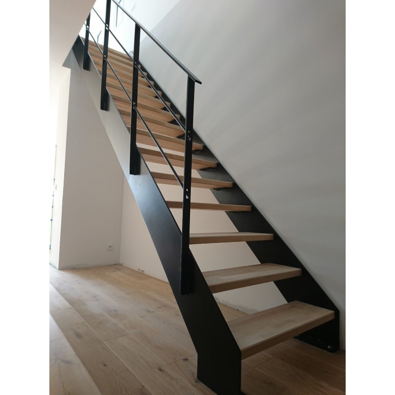 Escalier industriel mixte acier et bois - Droit - H2400 - La900 ...